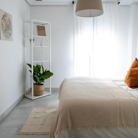 Homely Malaga Larios מראה חיצוני תמונה